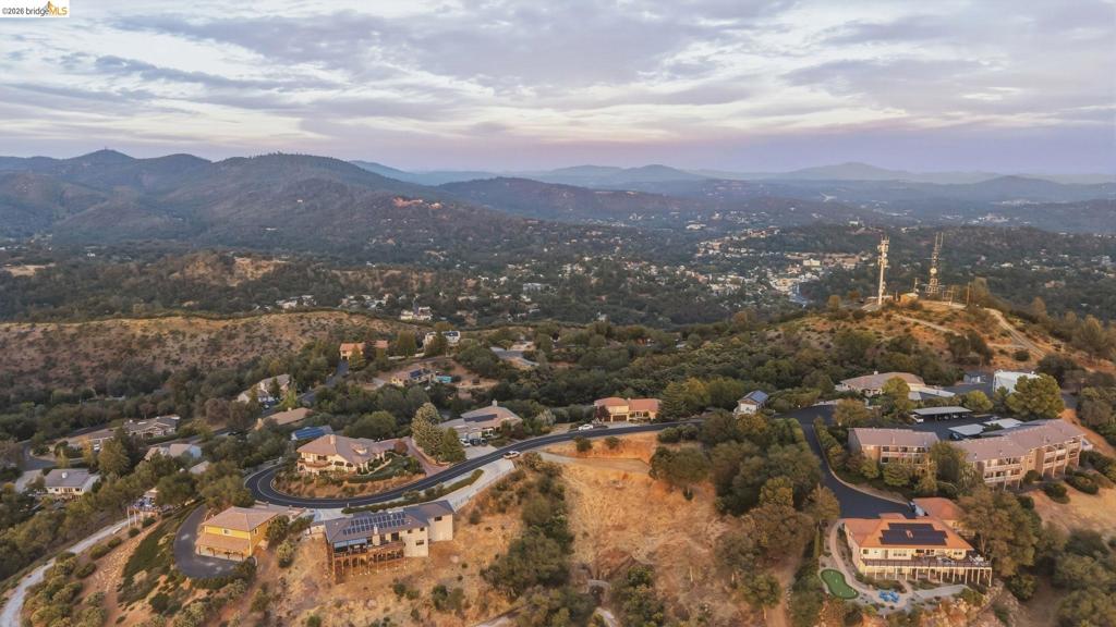 19886 Villa Dr, Sonora, CA 95370