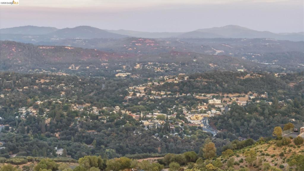 19886 Villa Dr, Sonora, CA 95370