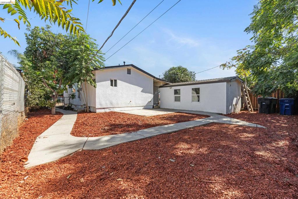 707 S Conejo Ave, Modesto, CA 95354