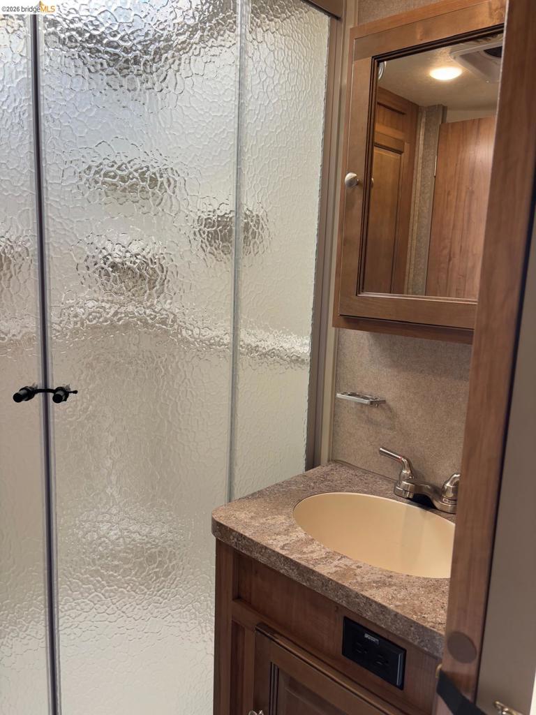707 S Conejo Ave, Modesto, CA 95354