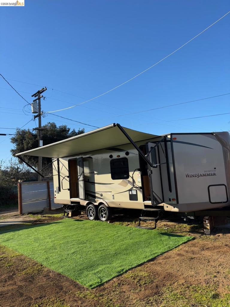 707 S Conejo Ave, Modesto, CA 95354
