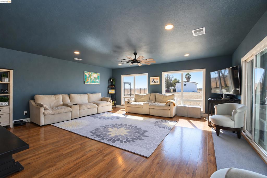 3343 Delta Rd, Brentwood (CC), CA 94513