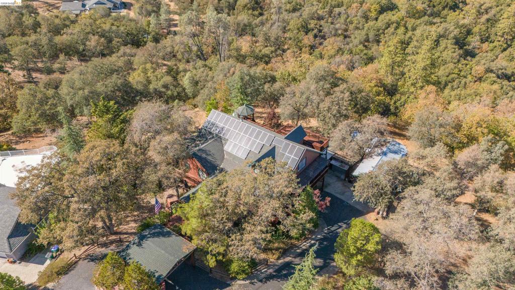 15800 Ridgefield Ct., Sonora, CA 95370