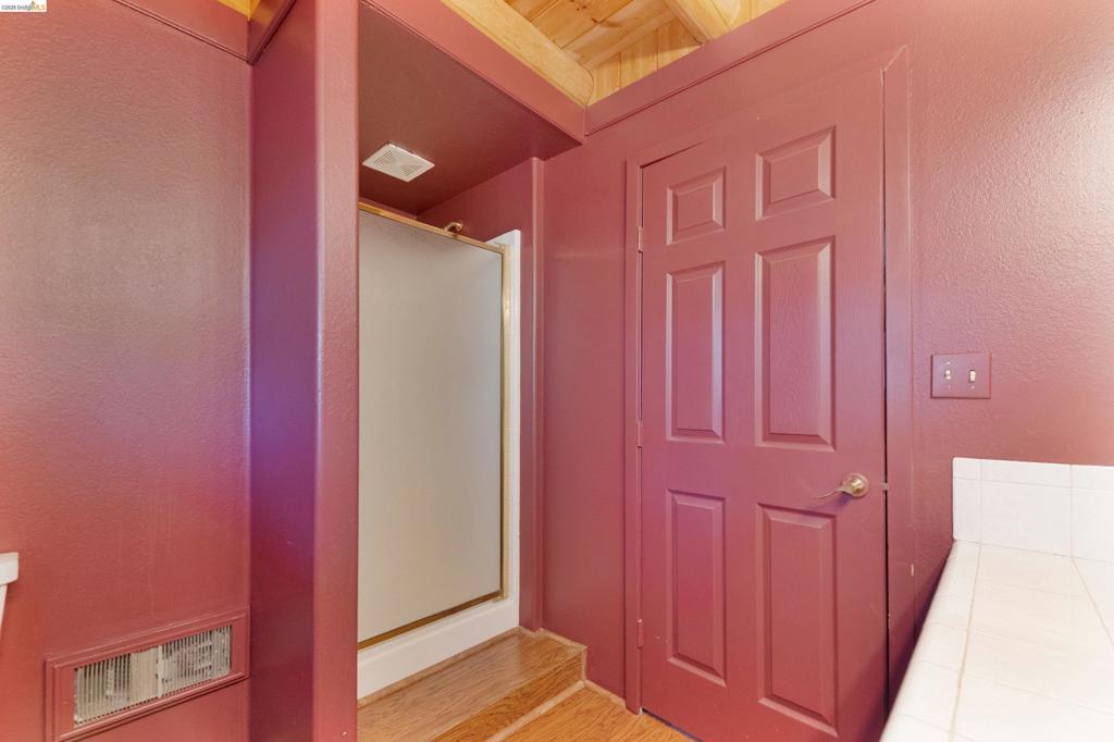 15800 Ridgefield Ct., Sonora, CA 95370