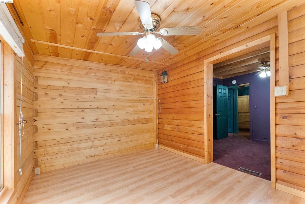 15800 Ridgefield Ct., Sonora, CA 95370