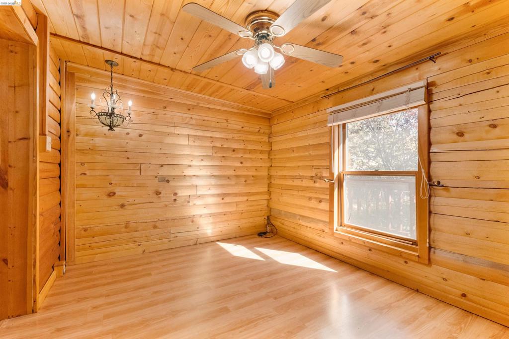 15800 Ridgefield Ct., Sonora, CA 95370