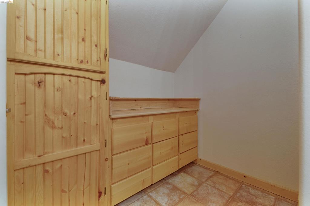 15800 Ridgefield Ct., Sonora, CA 95370