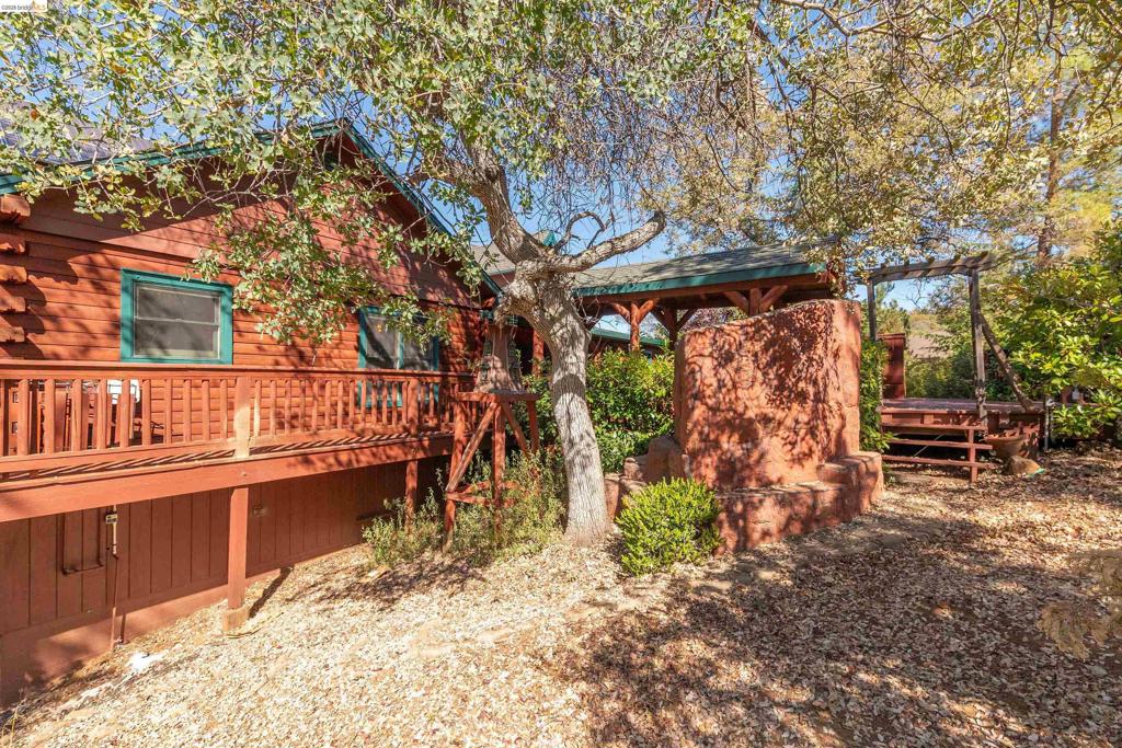 15800 Ridgefield Ct., Sonora, CA 95370