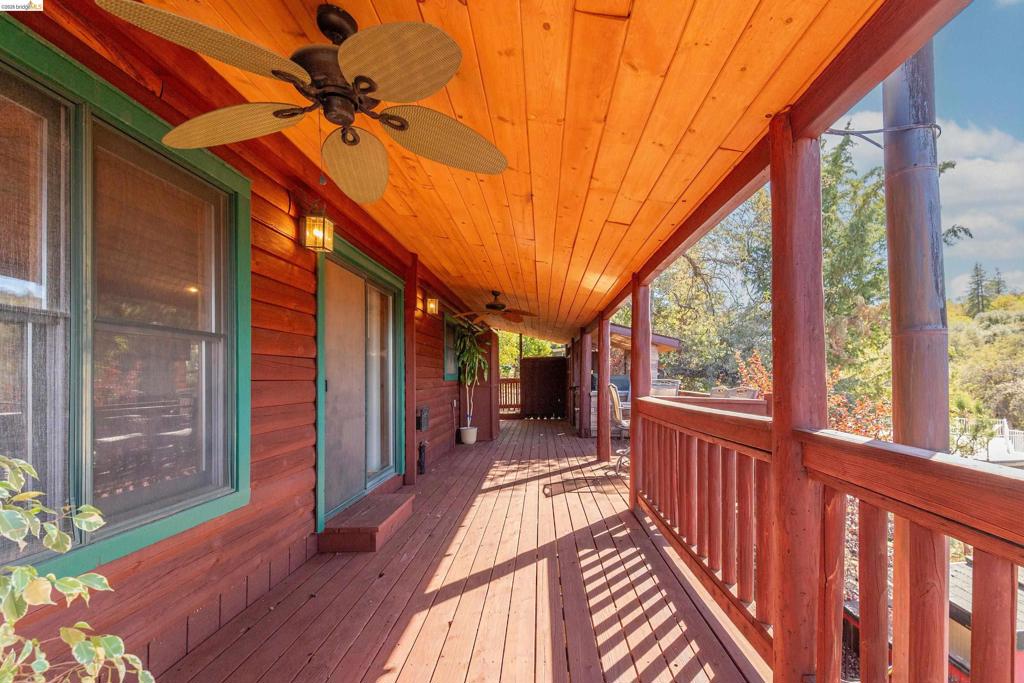 15800 Ridgefield Ct., Sonora, CA 95370