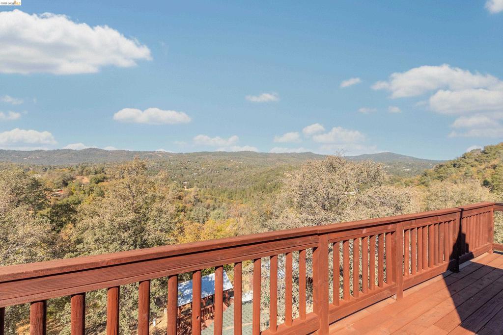 15800 Ridgefield Ct., Sonora, CA 95370