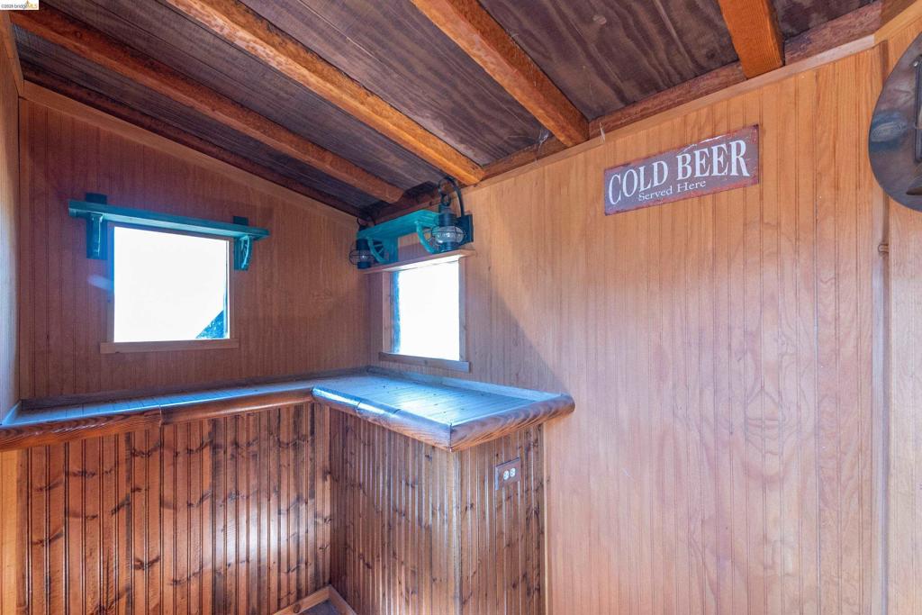 15800 Ridgefield Ct., Sonora, CA 95370