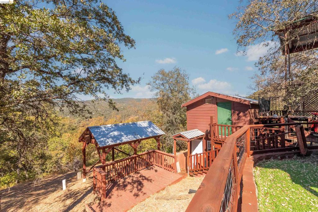 15800 Ridgefield Ct., Sonora, CA 95370