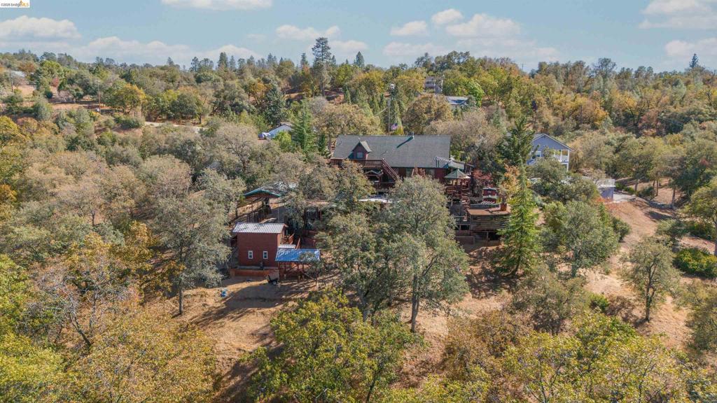 15800 Ridgefield Ct., Sonora, CA 95370