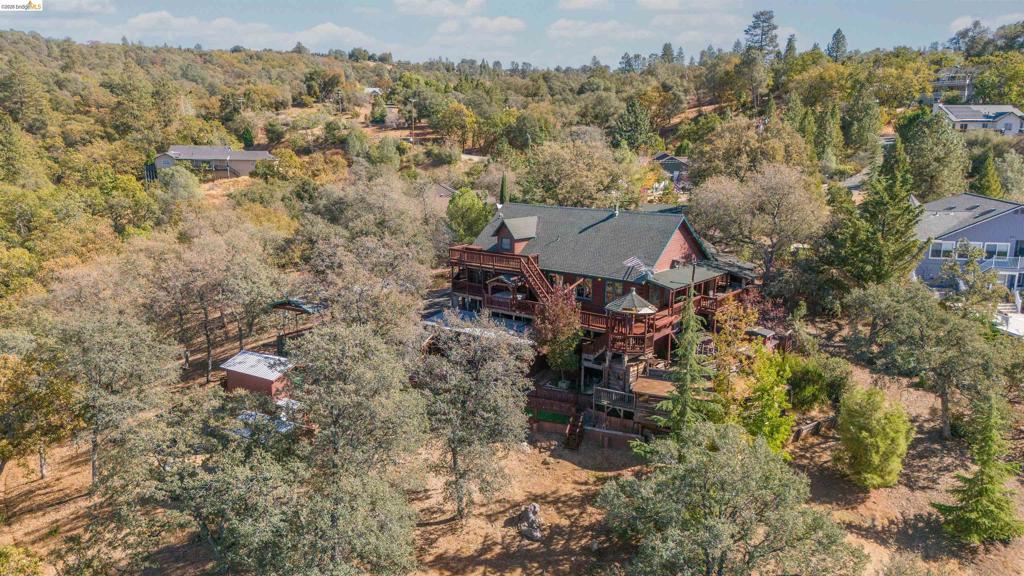 15800 Ridgefield Ct., Sonora, CA 95370