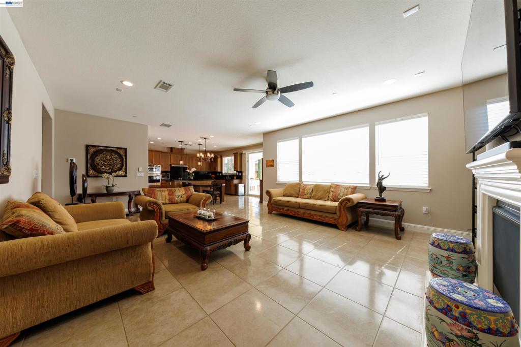 110 Catchings Ct, Brentwood (CC), CA 94513