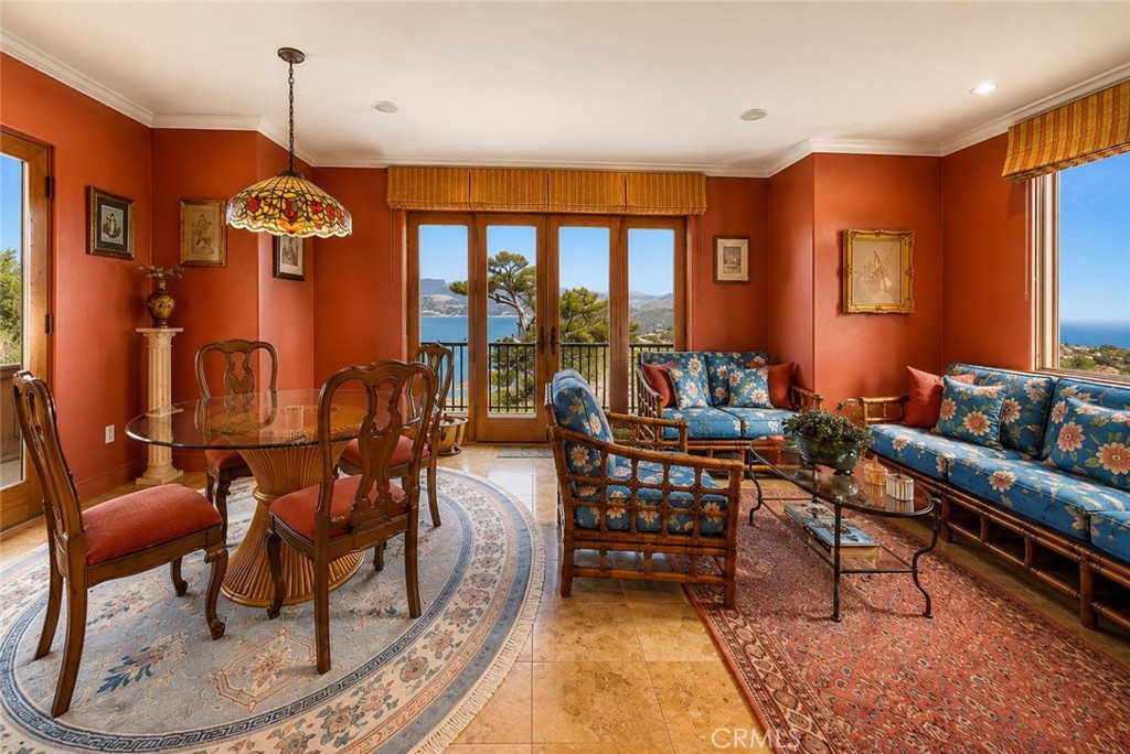 5005 Whitehall, Cambria, CA 93428