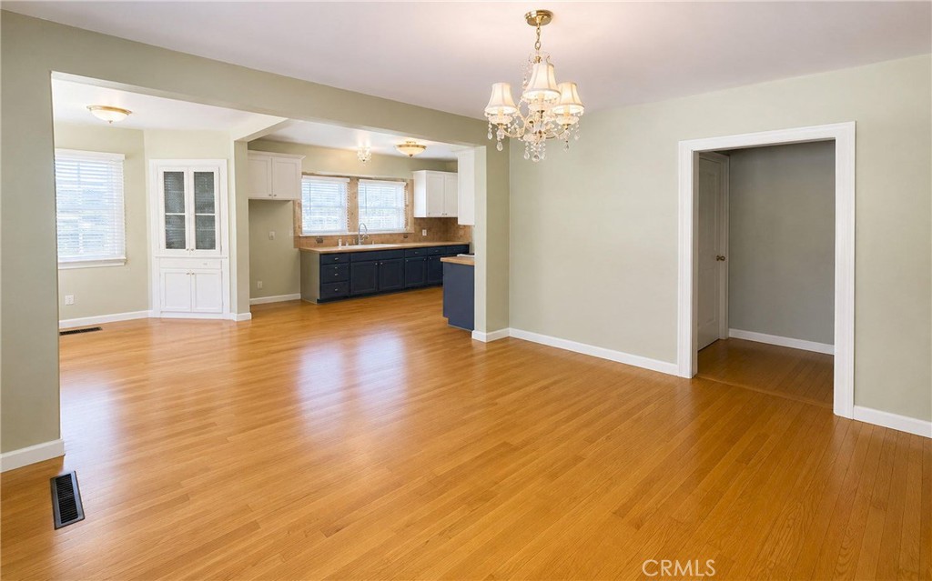 323 E Weldon, Fresno, CA 93704
