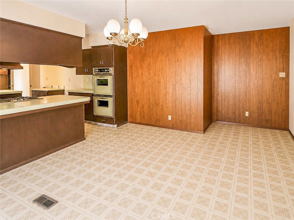 146 W Hanford Armona, Lemoore, CA 93245