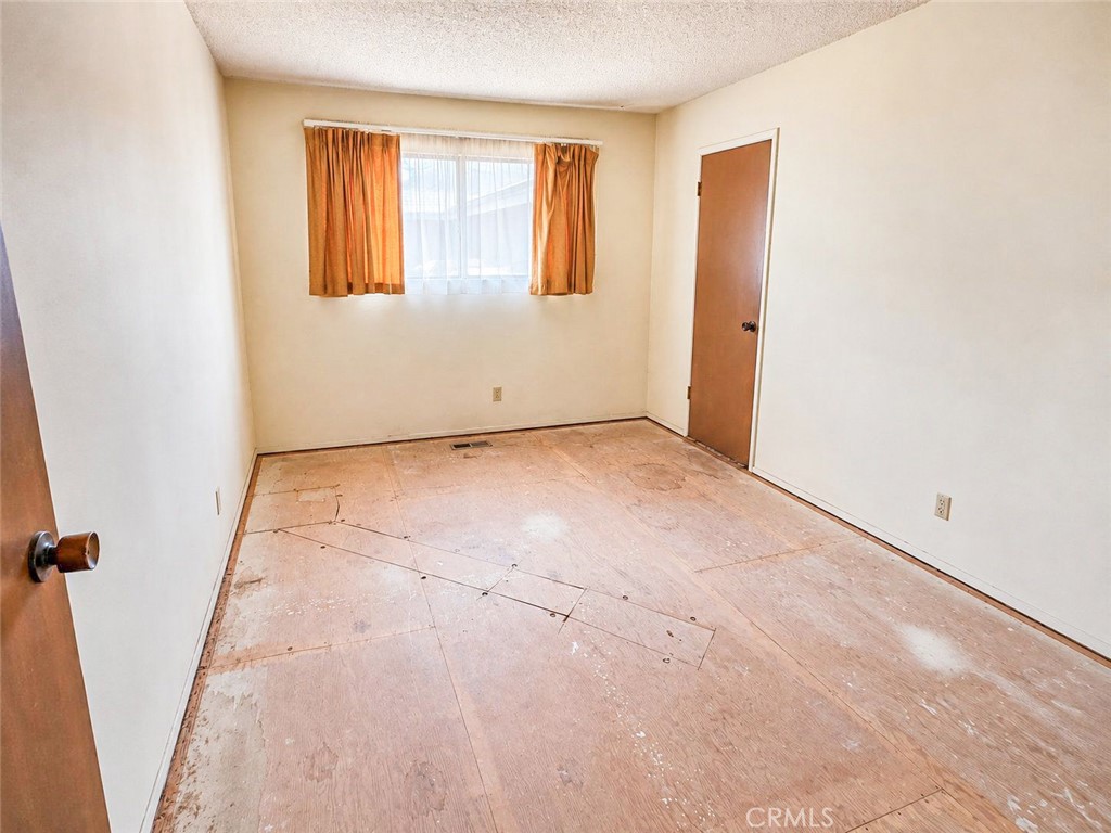 146 W Hanford Armona, Lemoore, CA 93245