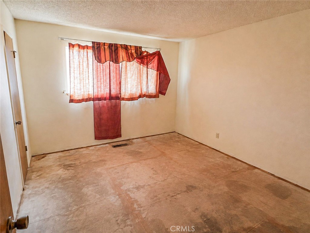 146 W Hanford Armona, Lemoore, CA 93245