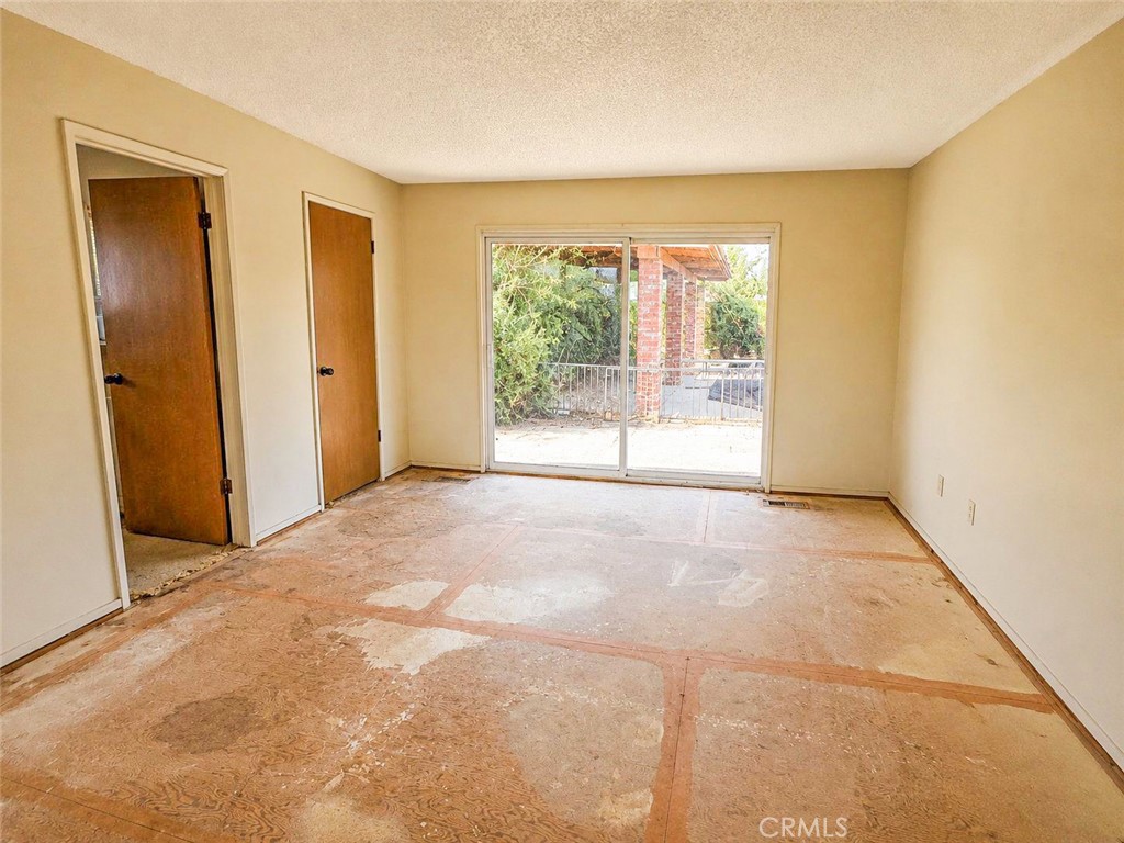 146 W Hanford Armona, Lemoore, CA 93245