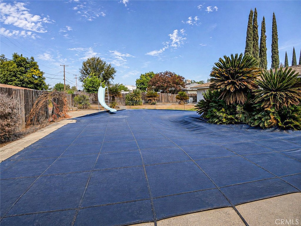 146 W Hanford Armona, Lemoore, CA 93245