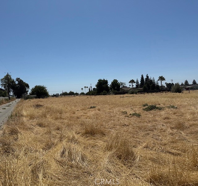 3207 N Valentine Ave, Fresno, CA 93722