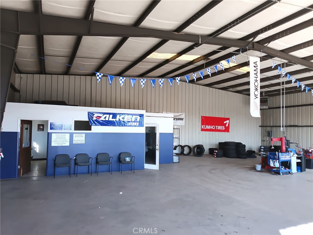 175 S 6th St, Coalinga, CA 93210