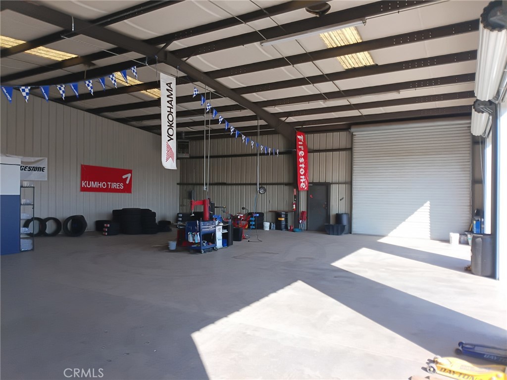 175 S 6th St, Coalinga, CA 93210