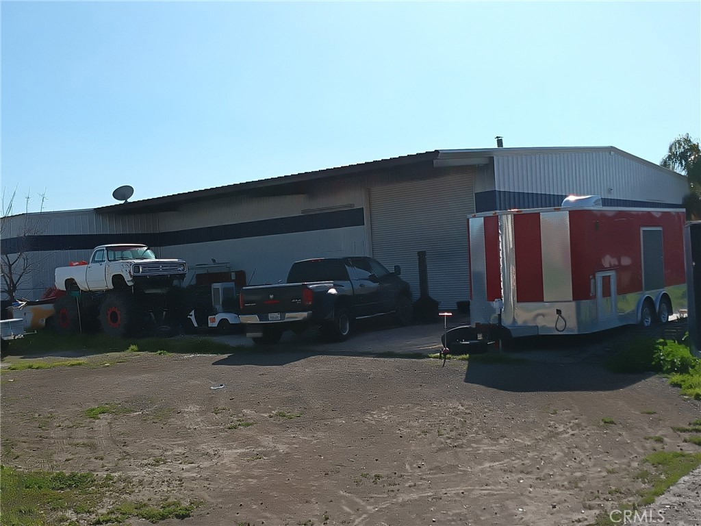 175 S 6th St, Coalinga, CA 93210