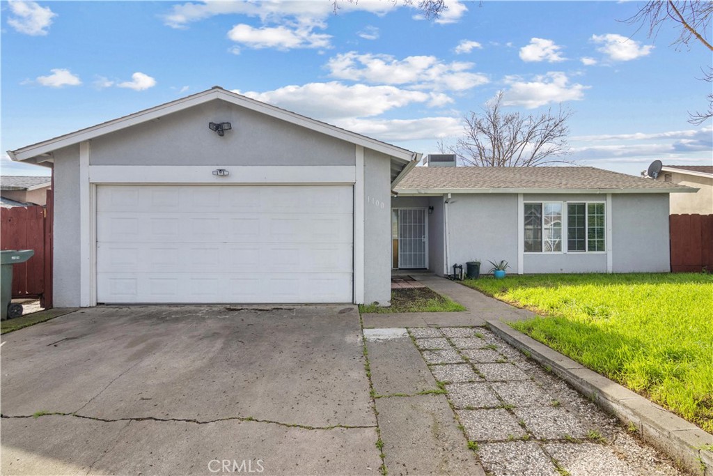 1100 Mathia Dr, Modesto, CA 95351