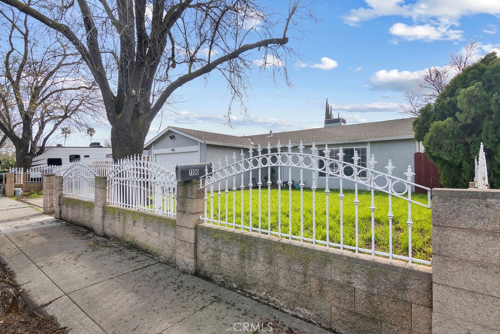 1100 Mathia Dr, Modesto, CA 95351