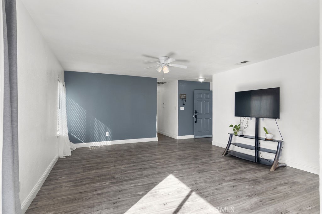 1100 Mathia Dr, Modesto, CA 95351