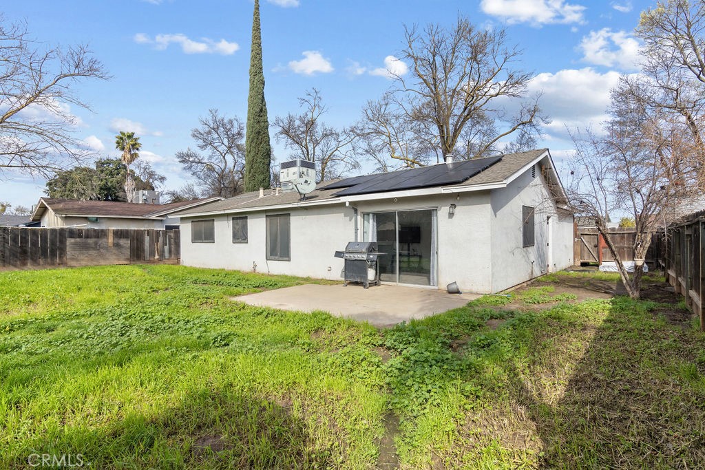 1100 Mathia Dr, Modesto, CA 95351