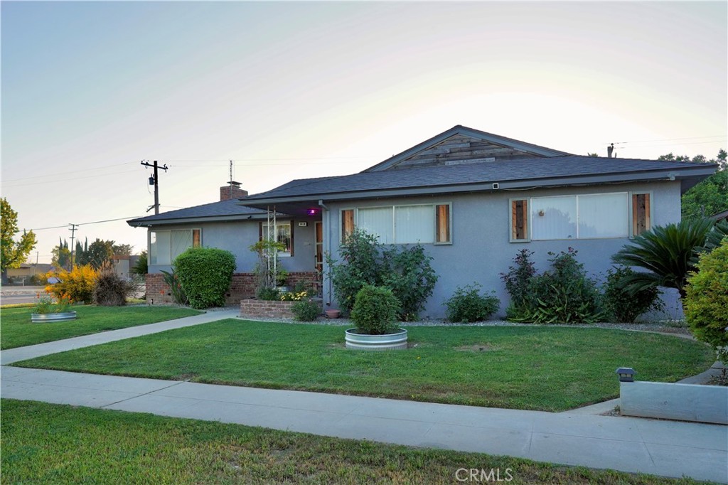 5419 N Callisch, Fresno, CA 93710