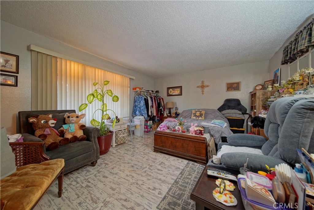 5419 N Callisch, Fresno, CA 93710