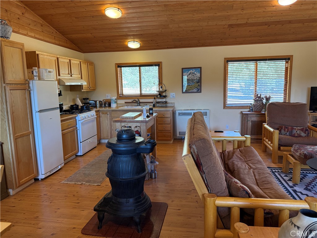 97278 Old Privy, Kennedy Meadows, CA 93527