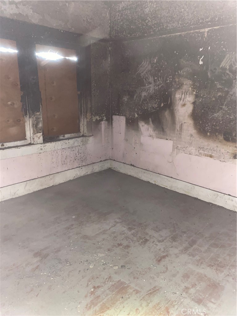 805 S Court St, Visalia, CA 93277