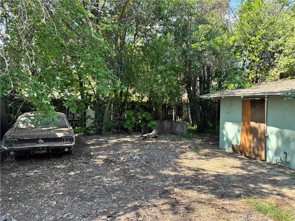 805 S Court St, Visalia, CA 93277