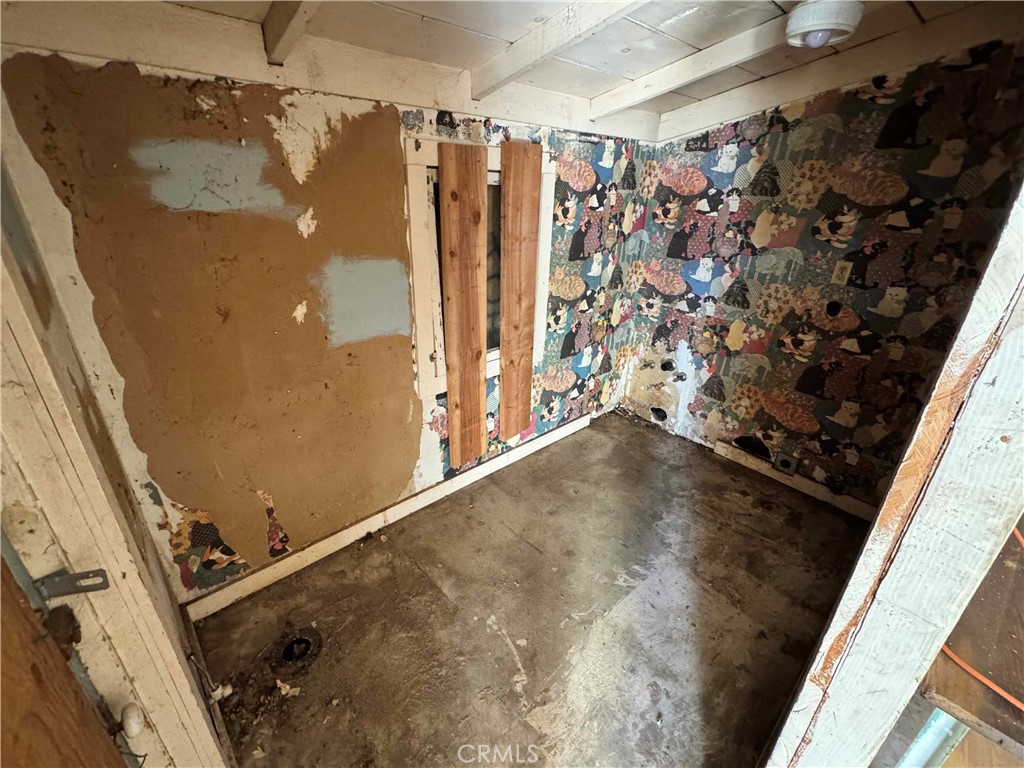 805 S Court St, Visalia, CA 93277