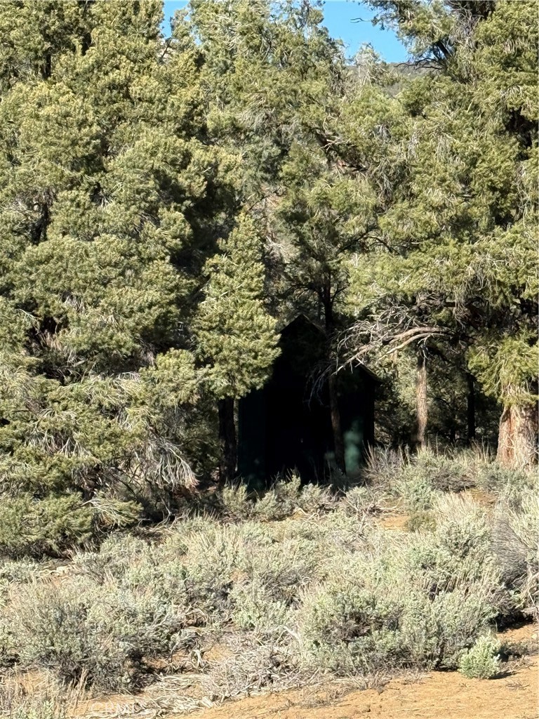 96484 Kennedy Meadows Rd, Kennedy Meadows, CA 93527