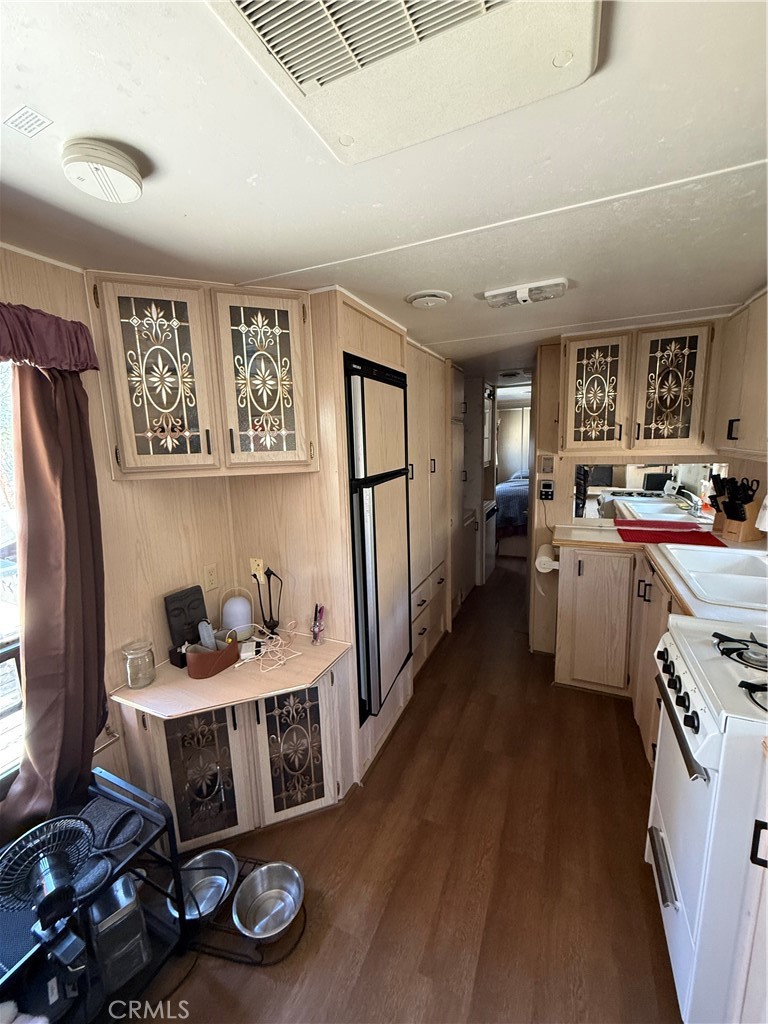 96484 Kennedy Meadows Rd, Kennedy Meadows, CA 93527