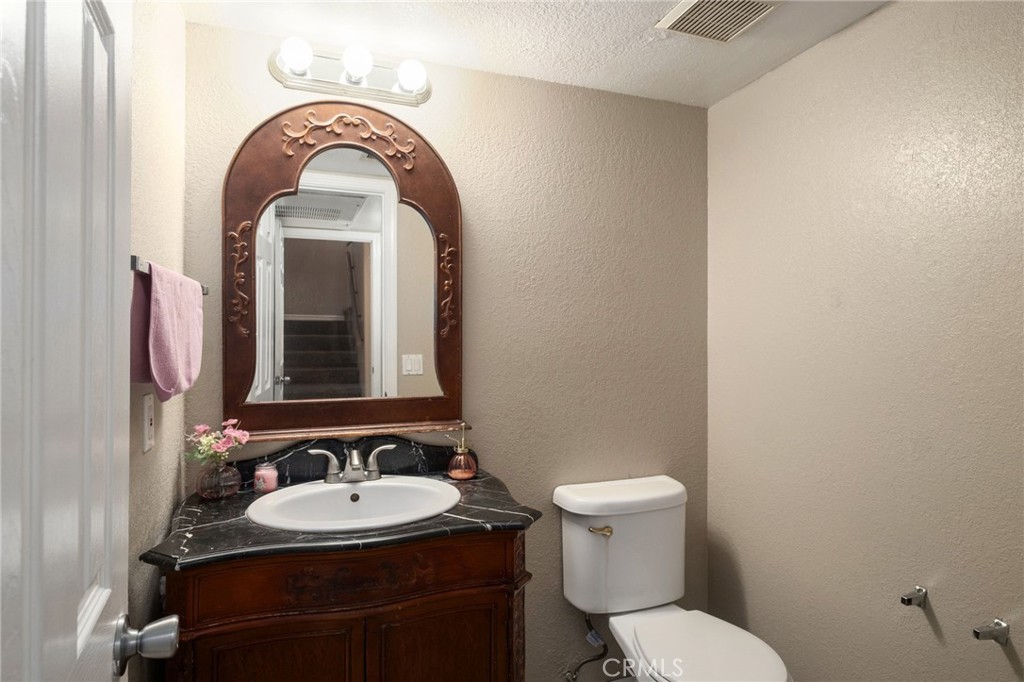 4308 E Woodward, Fresno, CA 93702