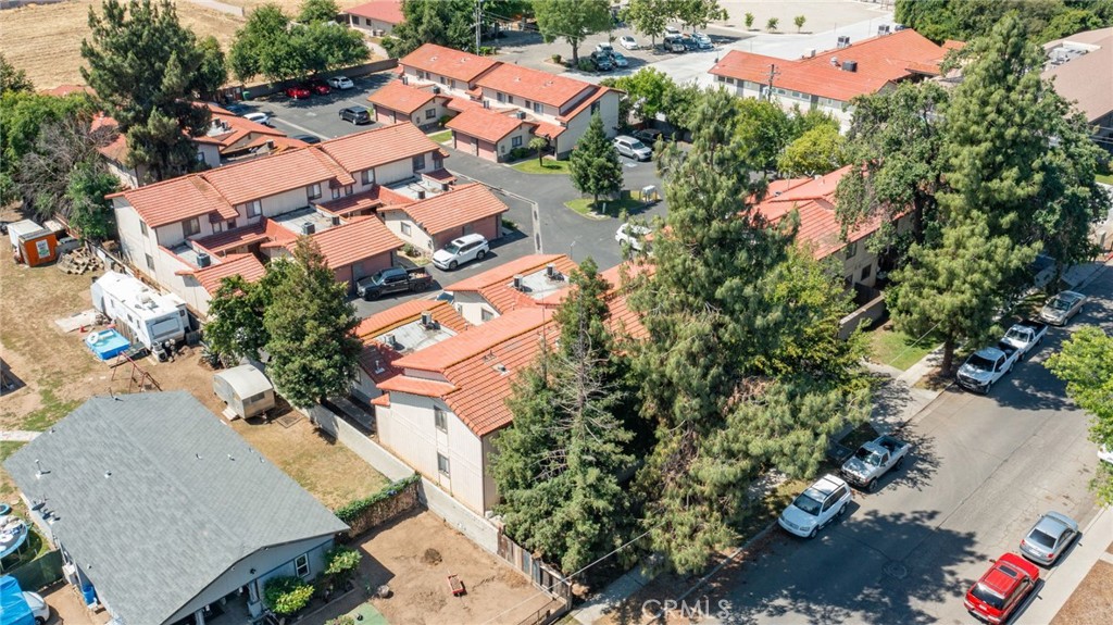 4308 E Woodward, Fresno, CA 93702