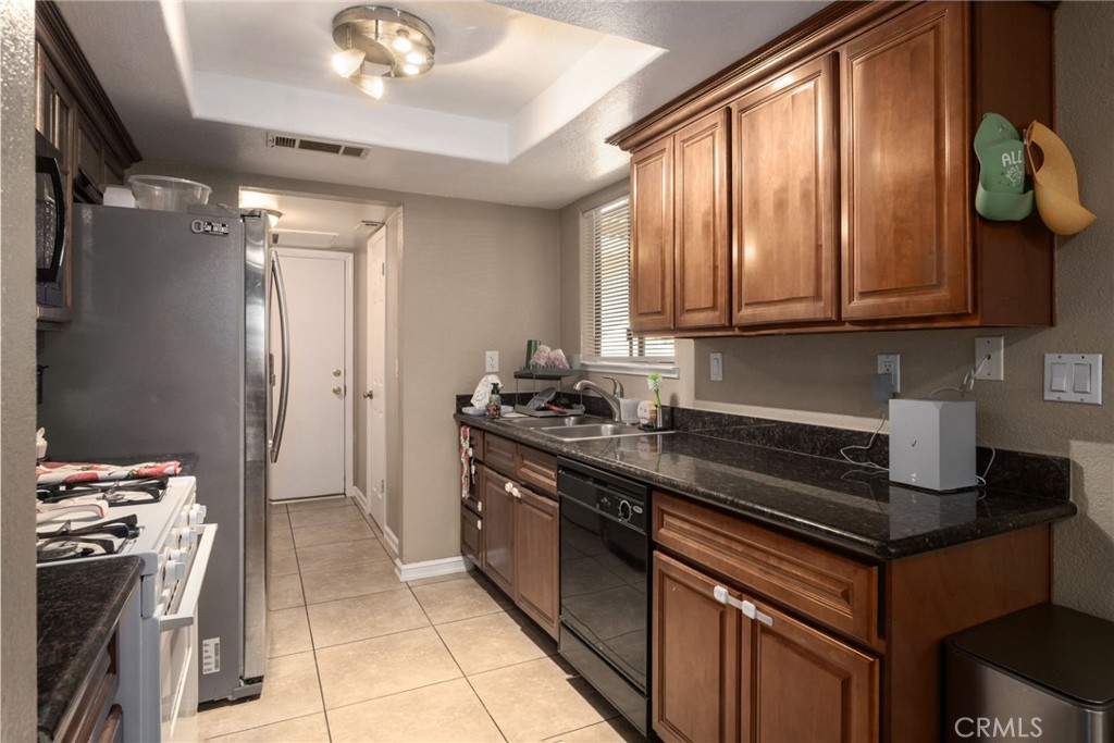 4308 E Woodward, Fresno, CA 93702