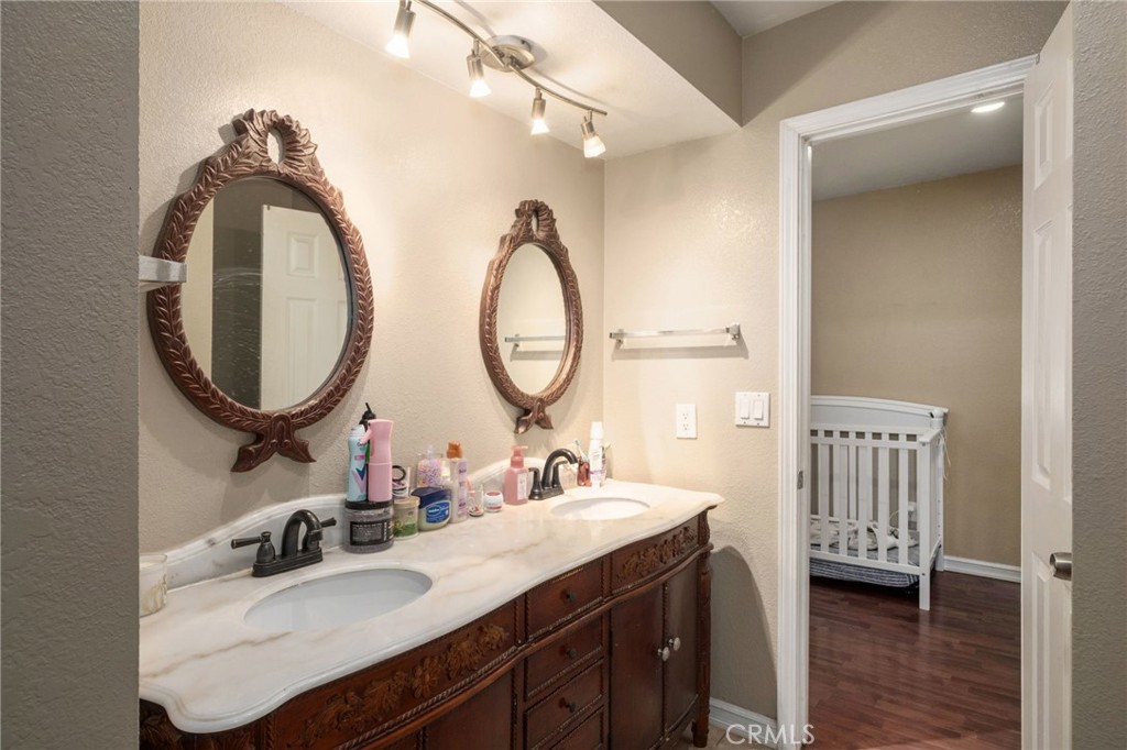 4308 E Woodward, Fresno, CA 93702