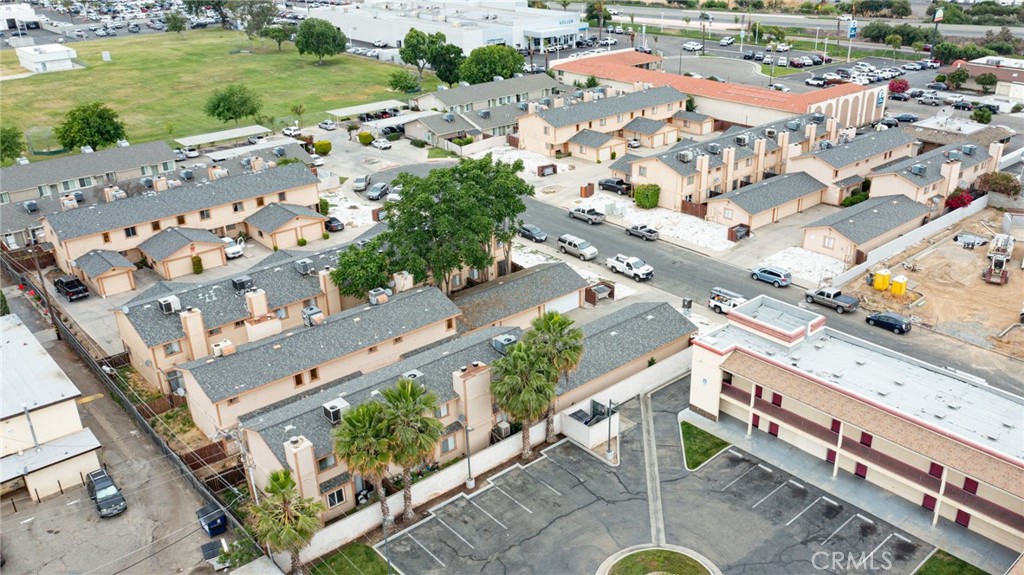770 Silverado, Hanford, CA 93230