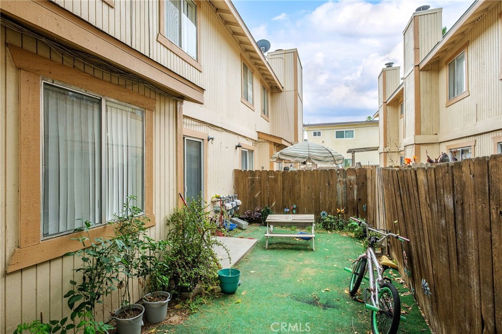 770 Silverado, Hanford, CA 93230