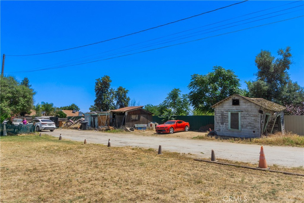 1 N Bridge St, Visalia, CA 93291