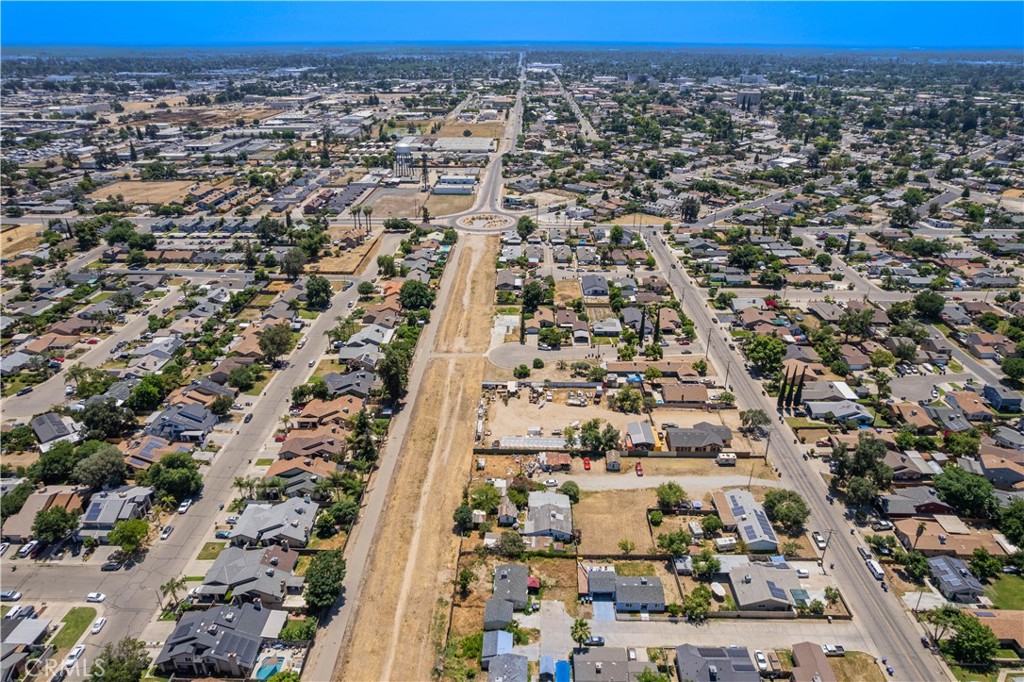 1 N Bridge St, Visalia, CA 93291